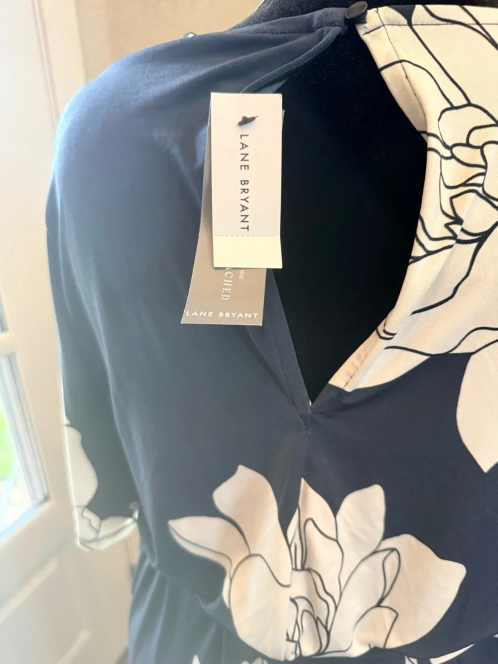 NWT Lane Bryant Flutter Sleeve Jumpsuit Floral Wide-Leg Jumpsuit - Picture 5 of 5